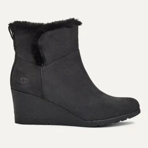 Ugg Devorah Ankle Boot